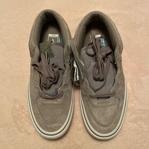 NWT Vans Skater Half Cab Pro Shoe